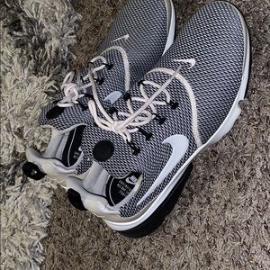 Nike Prestos